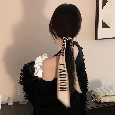 橙红年代高清海报